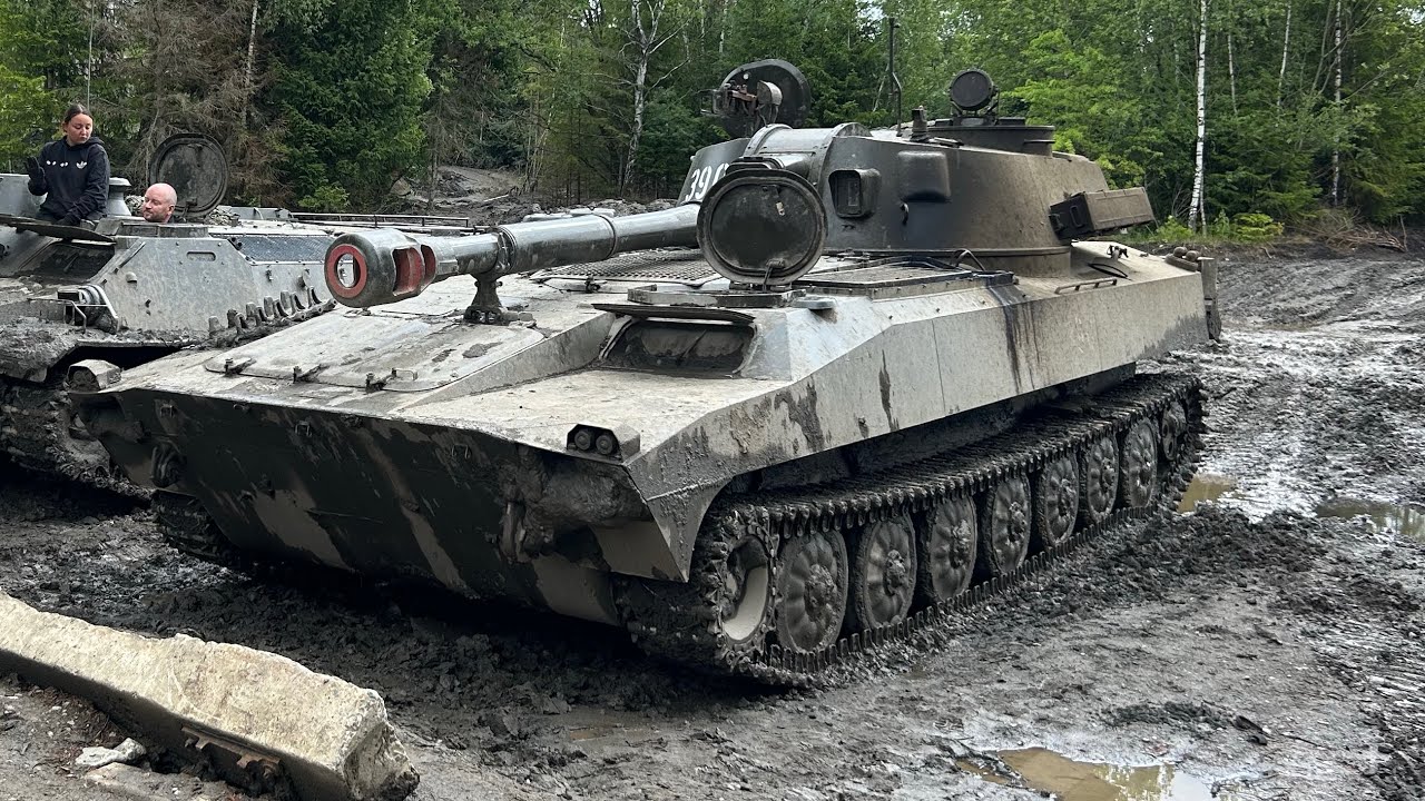 2S1 Gvozdika East German (DDR) Self-propelled Howitzer knee deep in mud