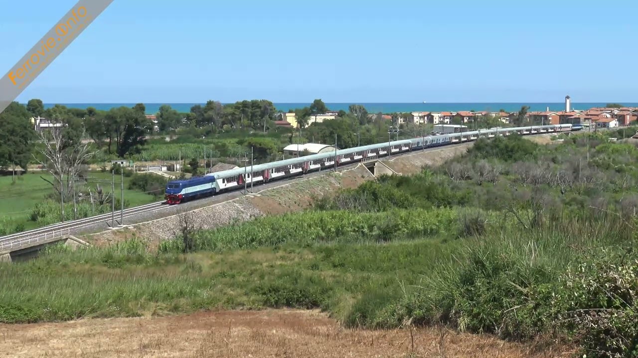 Esordio in Adriatica per le E.464 di TTI con l'Unitalsi (con sorpasso dinamico)