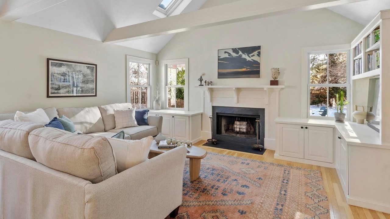 47 Bridgecourt Lane, Concord MA - Beautifully Maintained Colonial with Bright, Modern Floor Plan