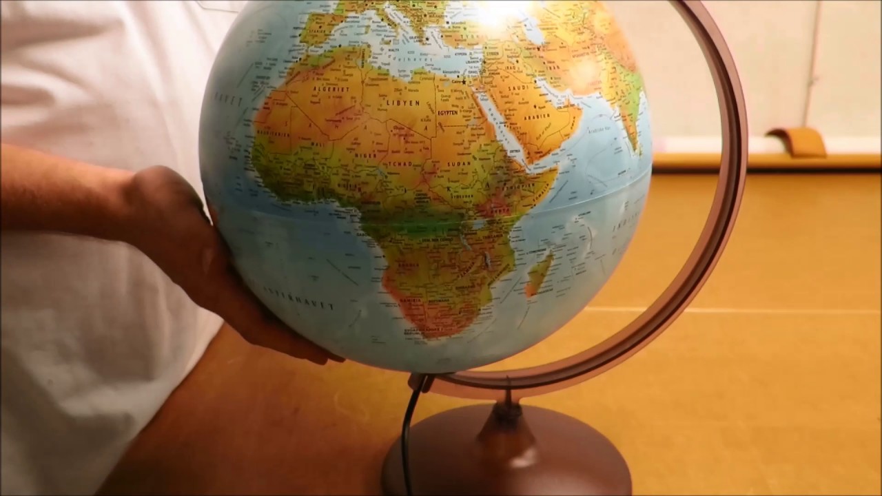 hvordan man skifter pære på en globe.