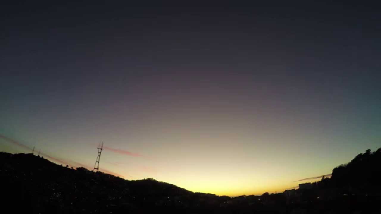 Real time sunset from Corona Heights Park in San Francisco in 4K