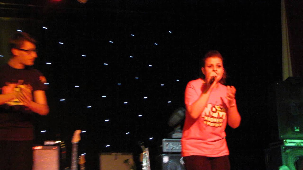 Cayton Bay - Park Resorts. Kellie and her rap about Connor