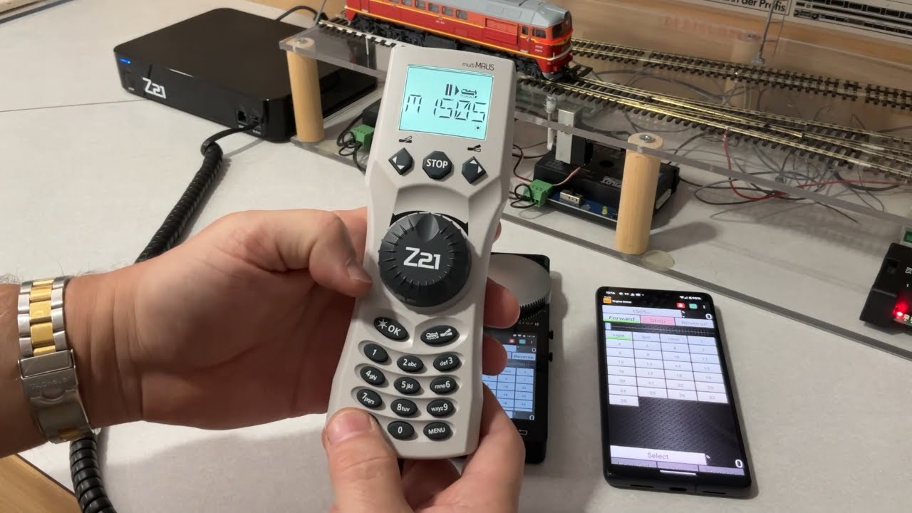 JMRI ROCO Z21 ESU Mobil Control 2