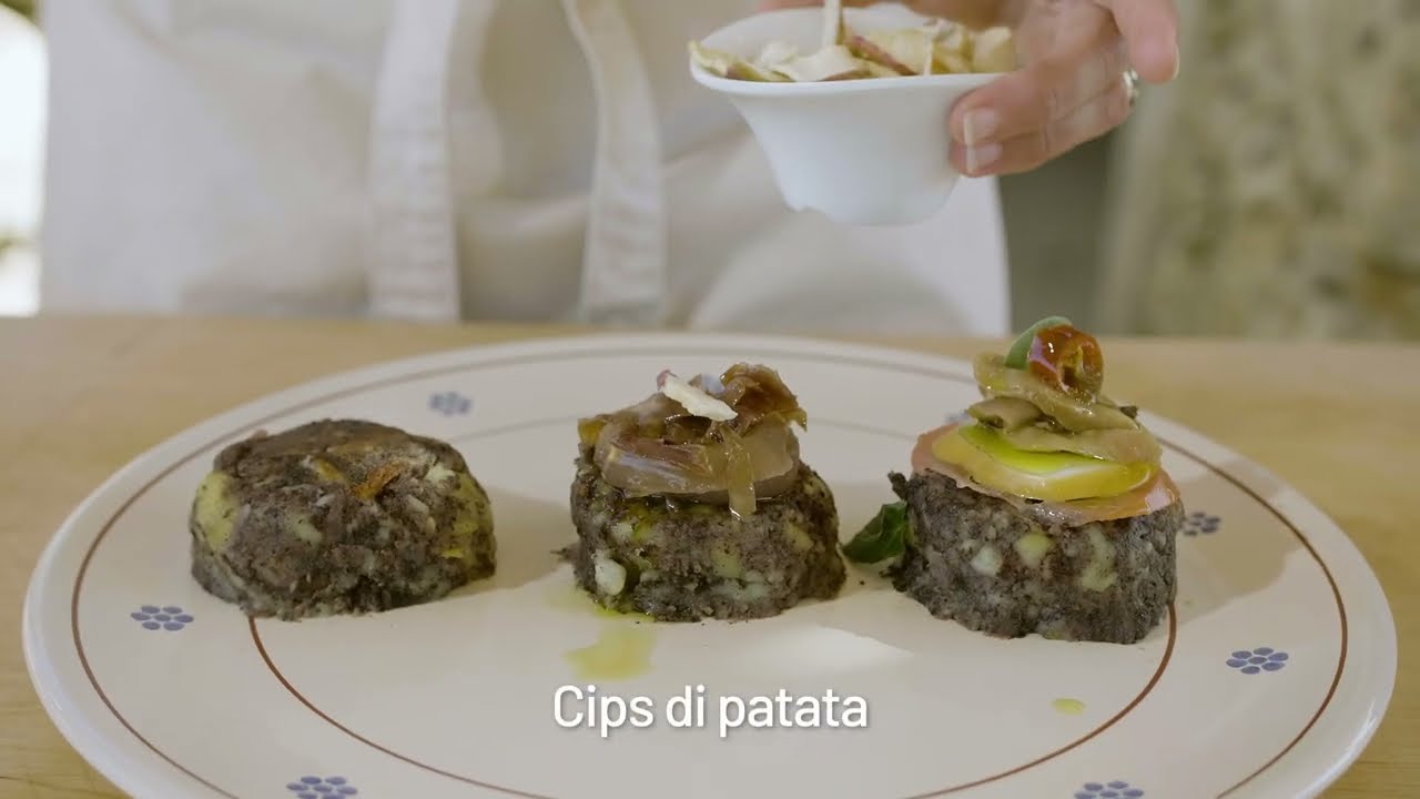 Burger vegetariani con pat&egrave; di olive nere e patate lesse