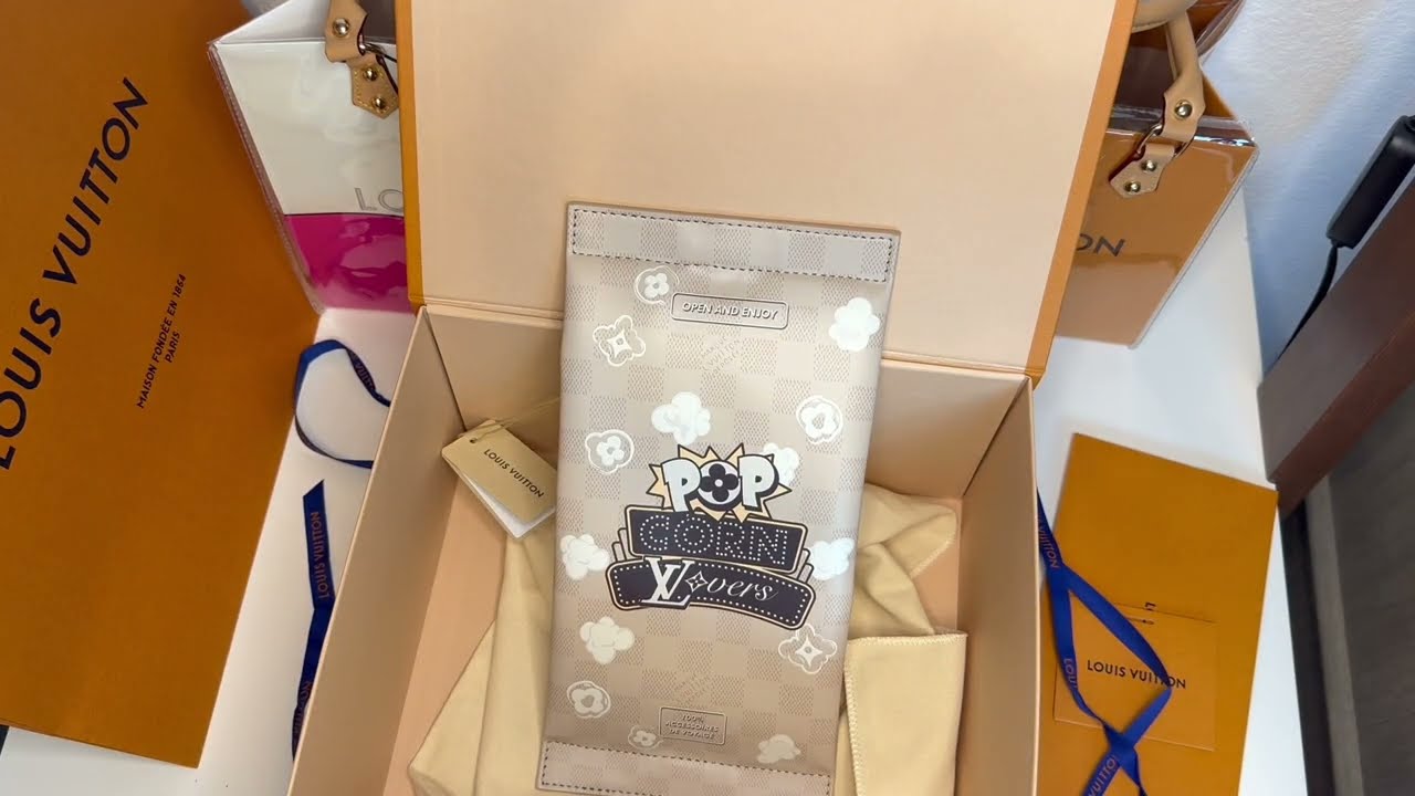 Unboxing Louis Vuitton x The Darjeeling Limited Popcorn Toiletry Bag