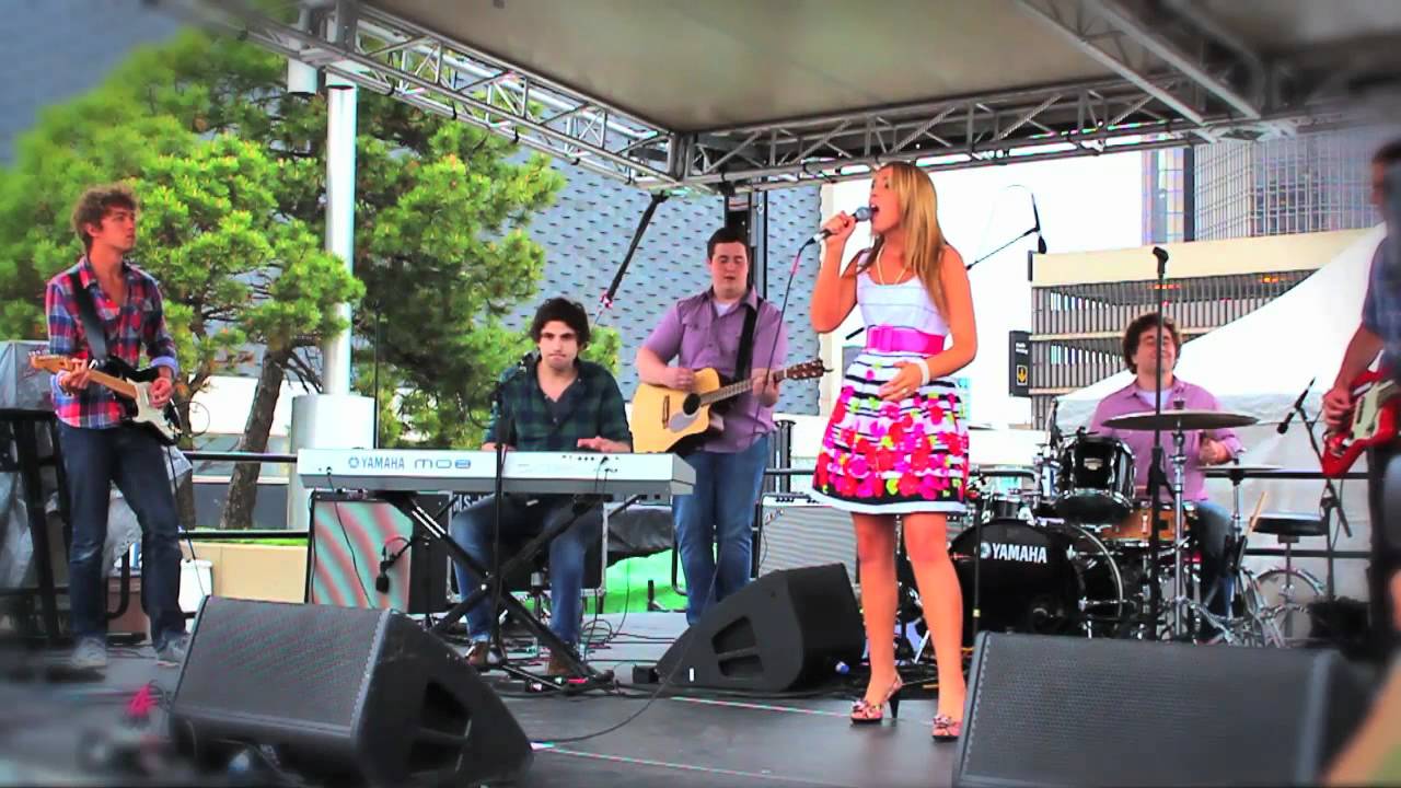 Molly Hunt Live Hoedown Video new