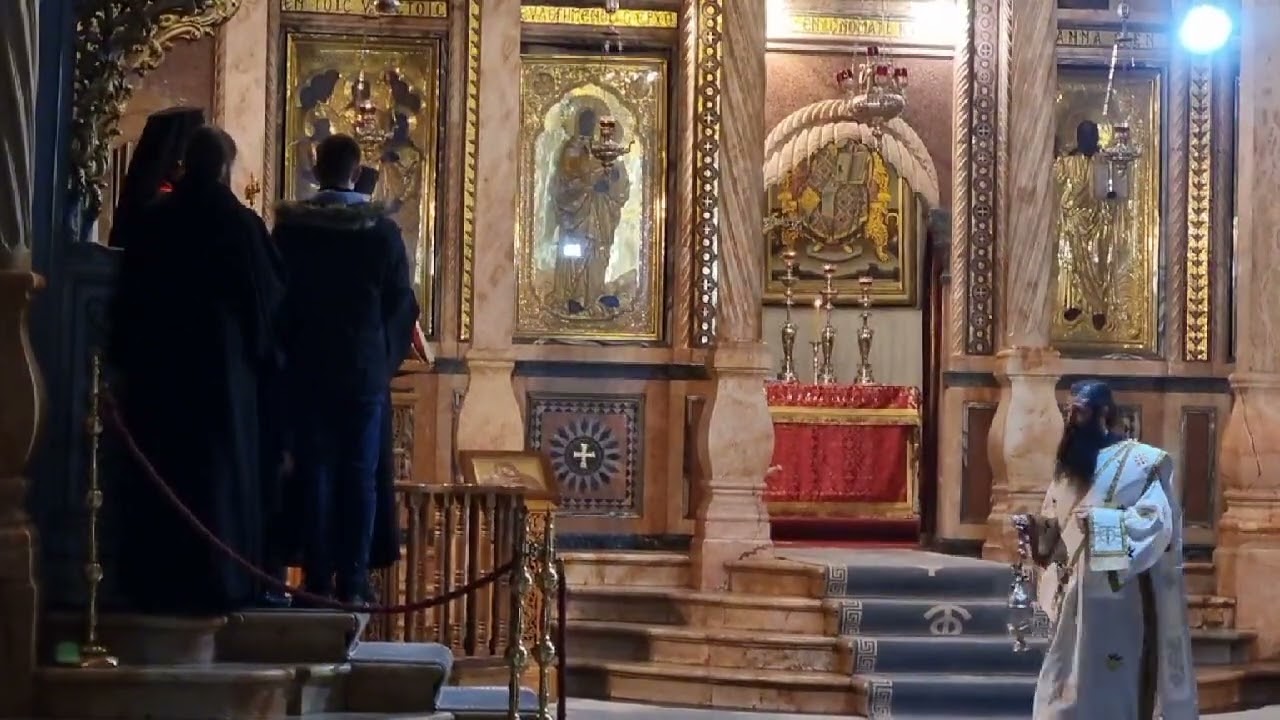 Beautiful chant from today's Liturgy in the Holy Sepulchre