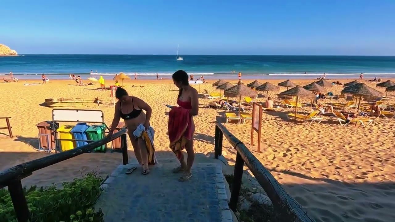 Praia da Mareta - Playa de Sagres en el Algarve de Portugal