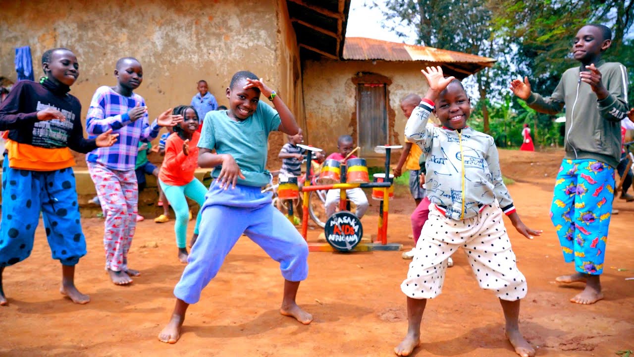 Masaka Kids Africana - Show Me Your Dance Step [Official Dance Video] 4k