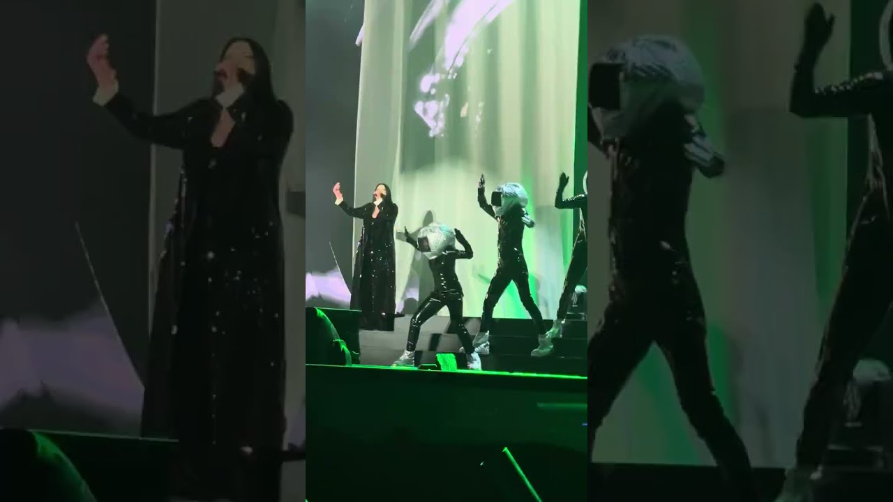 Intro El primer paso en la luna - Laura Pausini World Tour 2023/2024 Live Perú