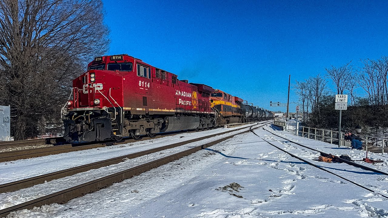 3 Freights & 3 Amtraks In a Winter Storm Feat an ACe Leader & a Foreign Leader 
