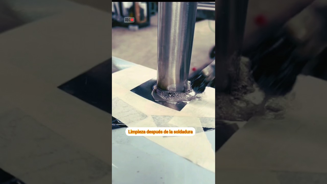 C&oacute;mo eliminar manchas en el acero inoxidable despu&eacute;s de la exposici&oacute;n a altas temperaturas