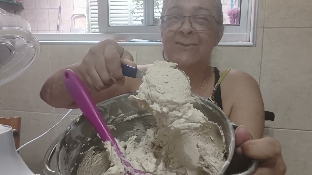13/02_FAZENDO SABLÉ DE CANELA C/ A PRIMA😋😋😋😋