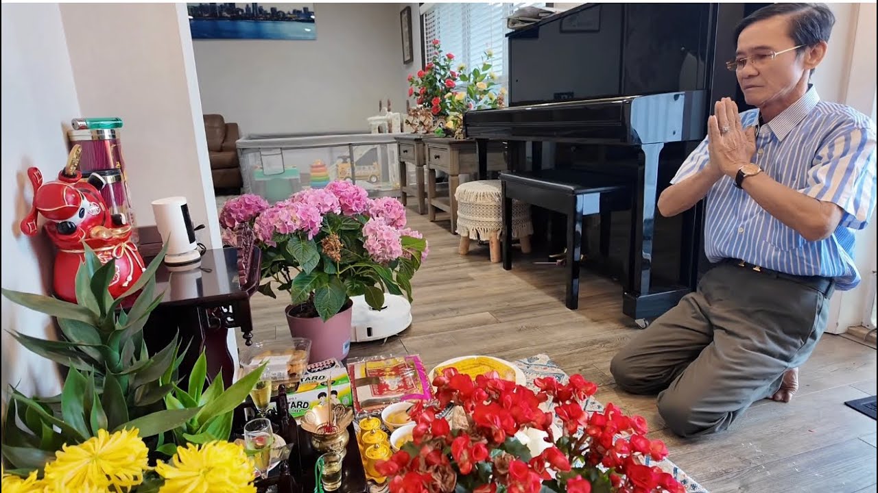 Vlog 3041 ll MẸ TẤT BẬT LÀM ĐỒ CÚNG NGÀY VÍA THẦN TÀI Ở MỸ- CHÚ DŨNG VÀ BÁC MƯỜI SANG CHƠI