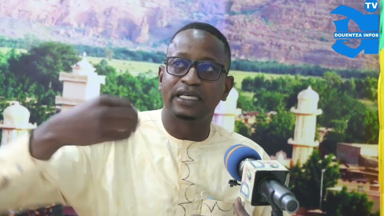 Lauréat du 2ème Prix de la catégorie Excellence en Engagement Citoyen, #Aldjoumaré_DEMBELE