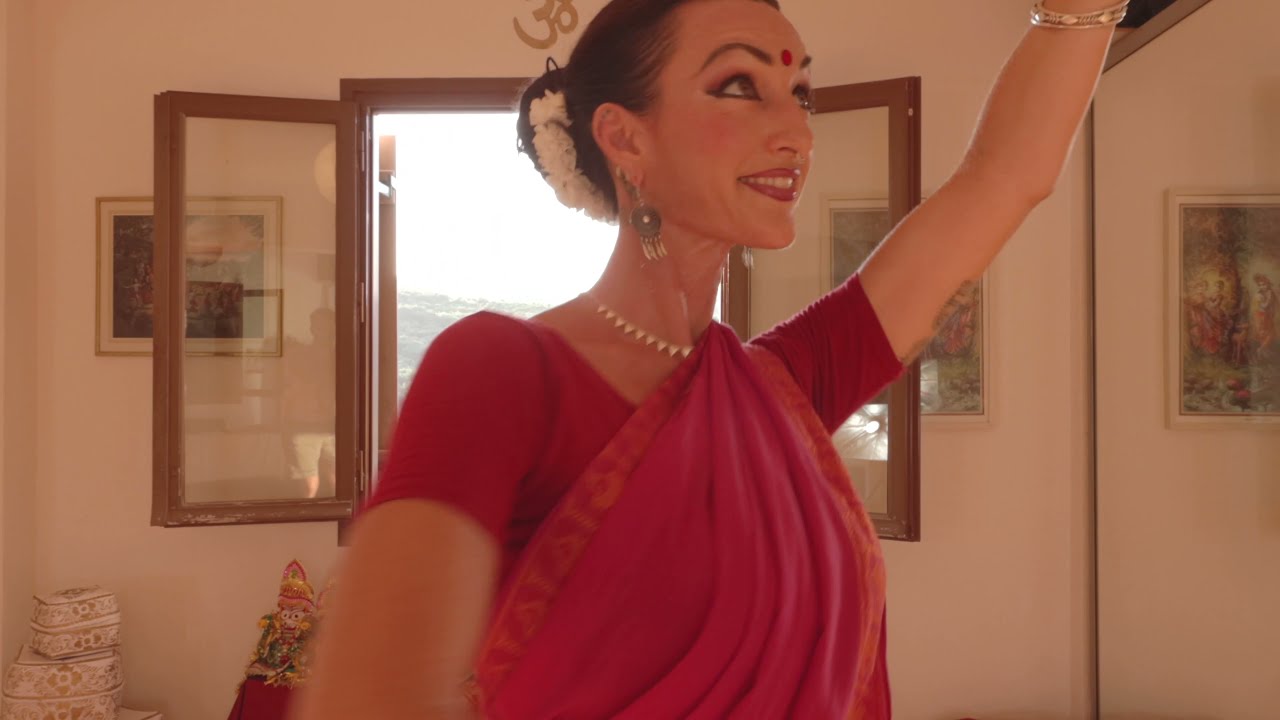 Colleena Shakti: Odissi Classical Indian Dance ~ Hansadwani Pallavi