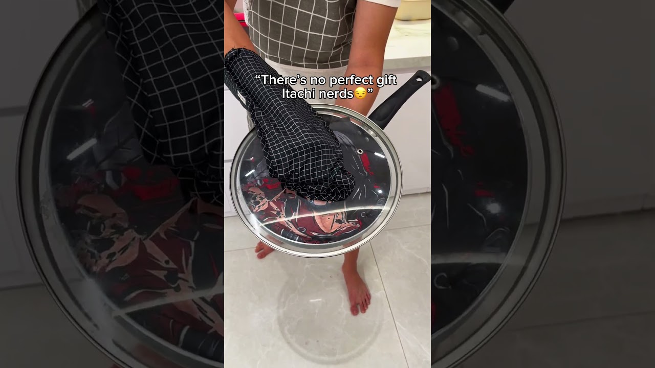 &ldquo;The perfect gift for Itachi fans doesn&rsquo;t exis-&ldquo;😂 #anime