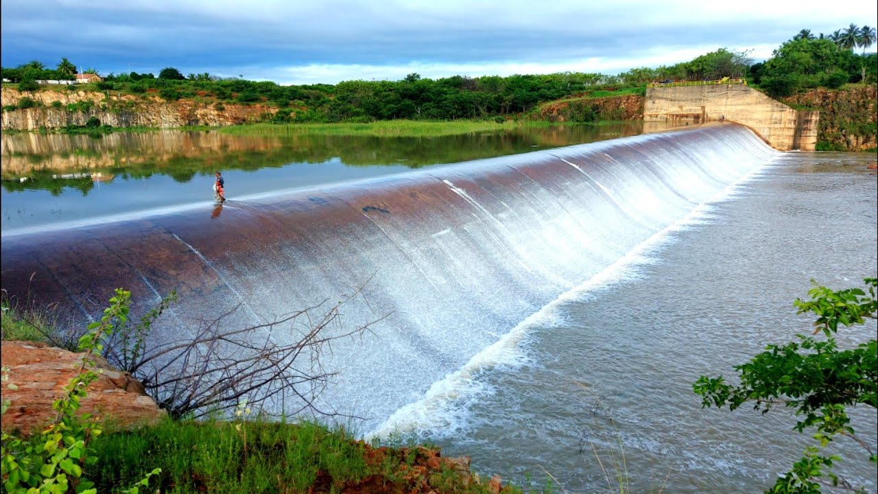 a barragem de Anagé 