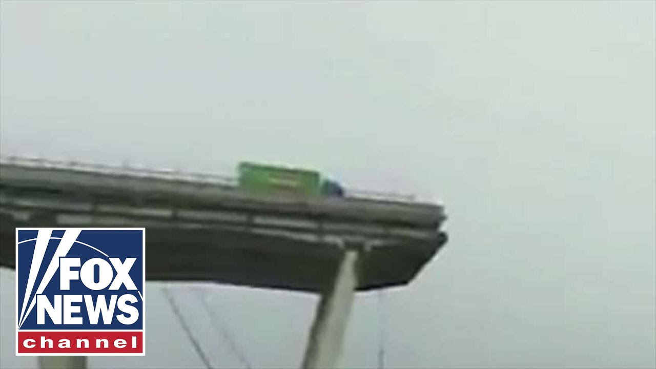 Highway bridge collapses in Genoa, Italy