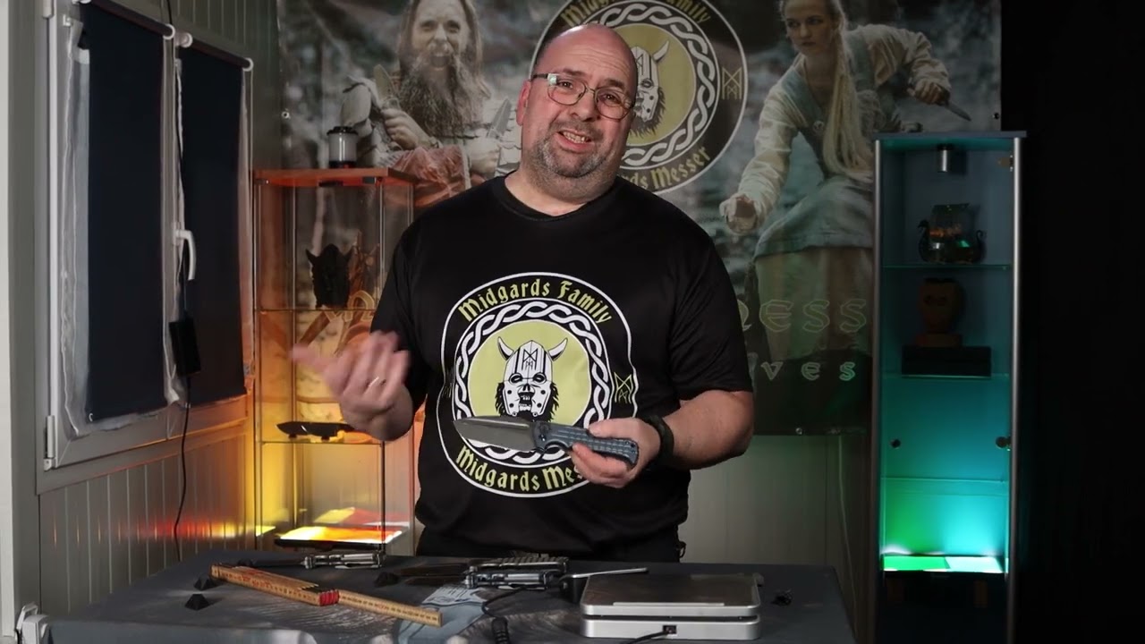 The Viking and little Viking V2 Midgards-Messer