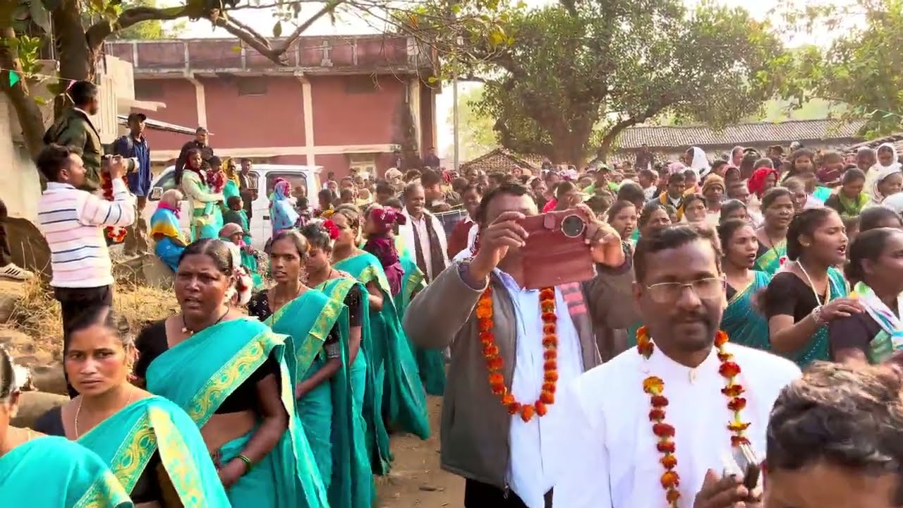 Dheere Dheere rahe rahe Duniya Nu Billi Manja