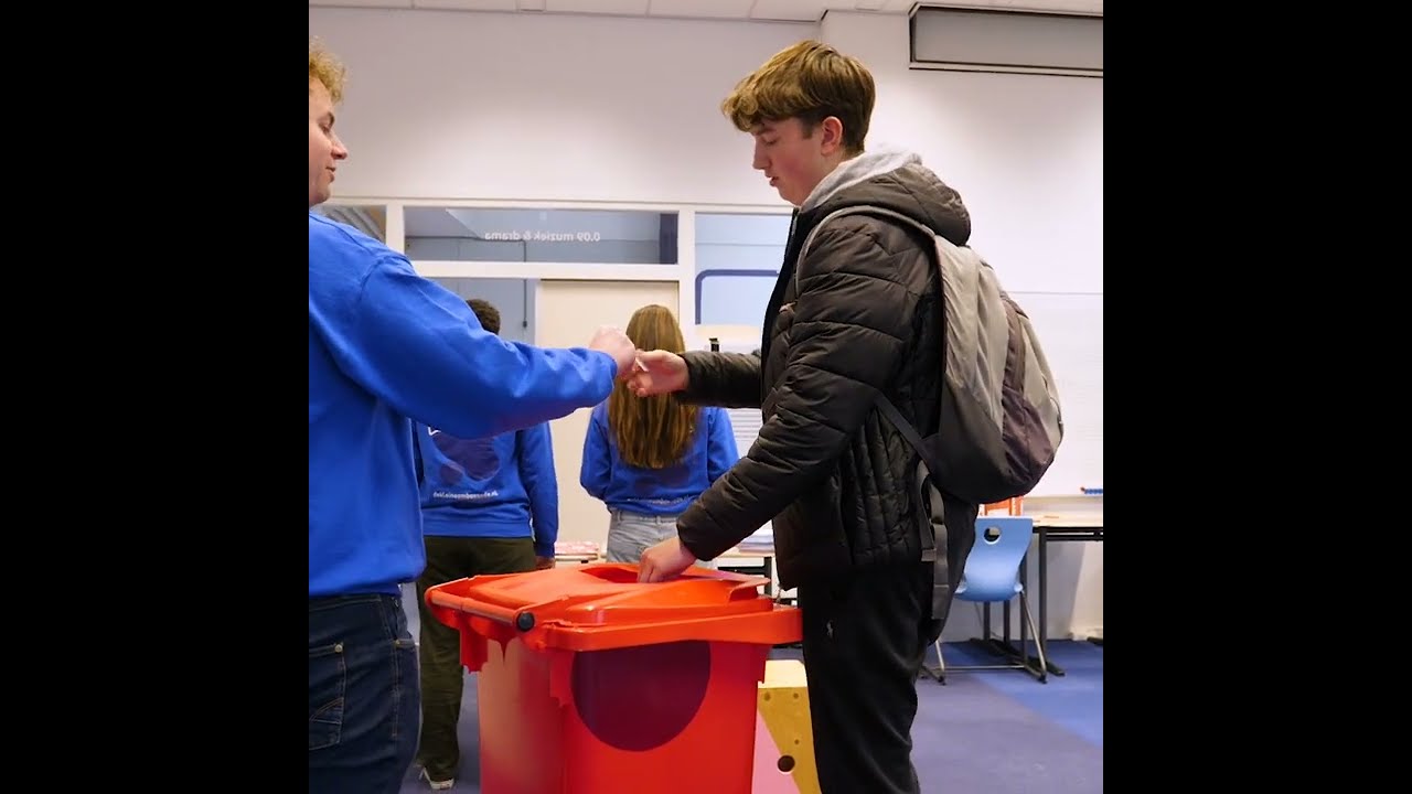 Jongerenverkiezingen 2023// de Kleine Ambassade