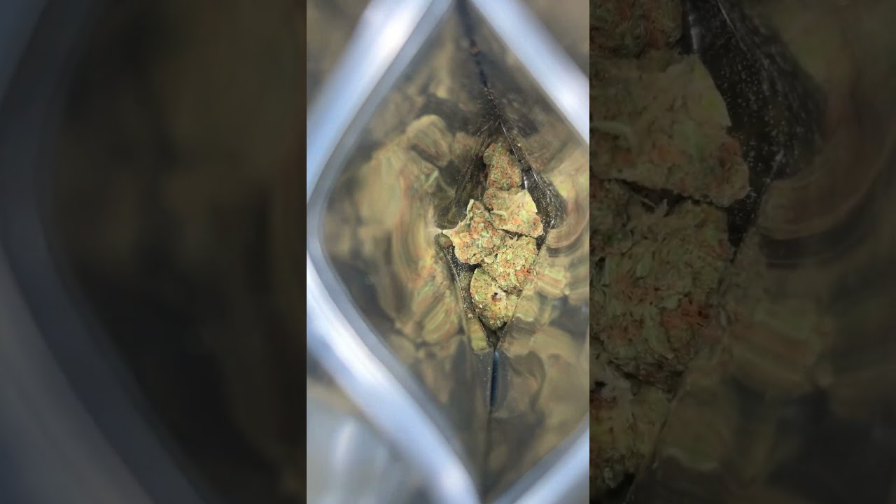 5$ 8ths! White super skunk #michigancannabis #chicago #420 #Tonydreads419  #cannabiscommunity