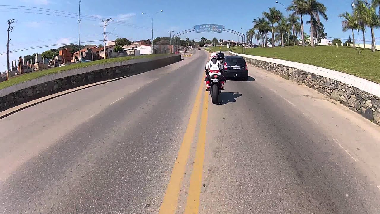 CB1000R AMARELA KLE621 ANDANDO FORTE