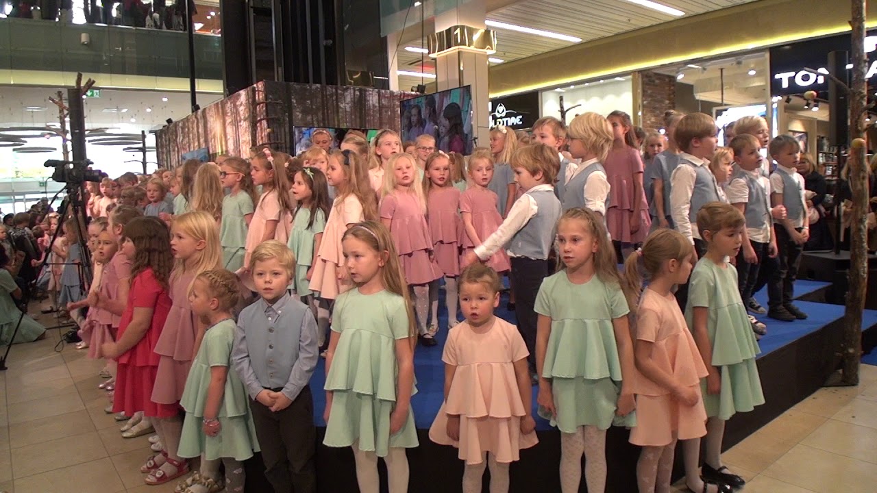 SÕBRALAUL - LAULUPESA | Tartu Kaubamaja Sügisene Moekuulutaja 2017