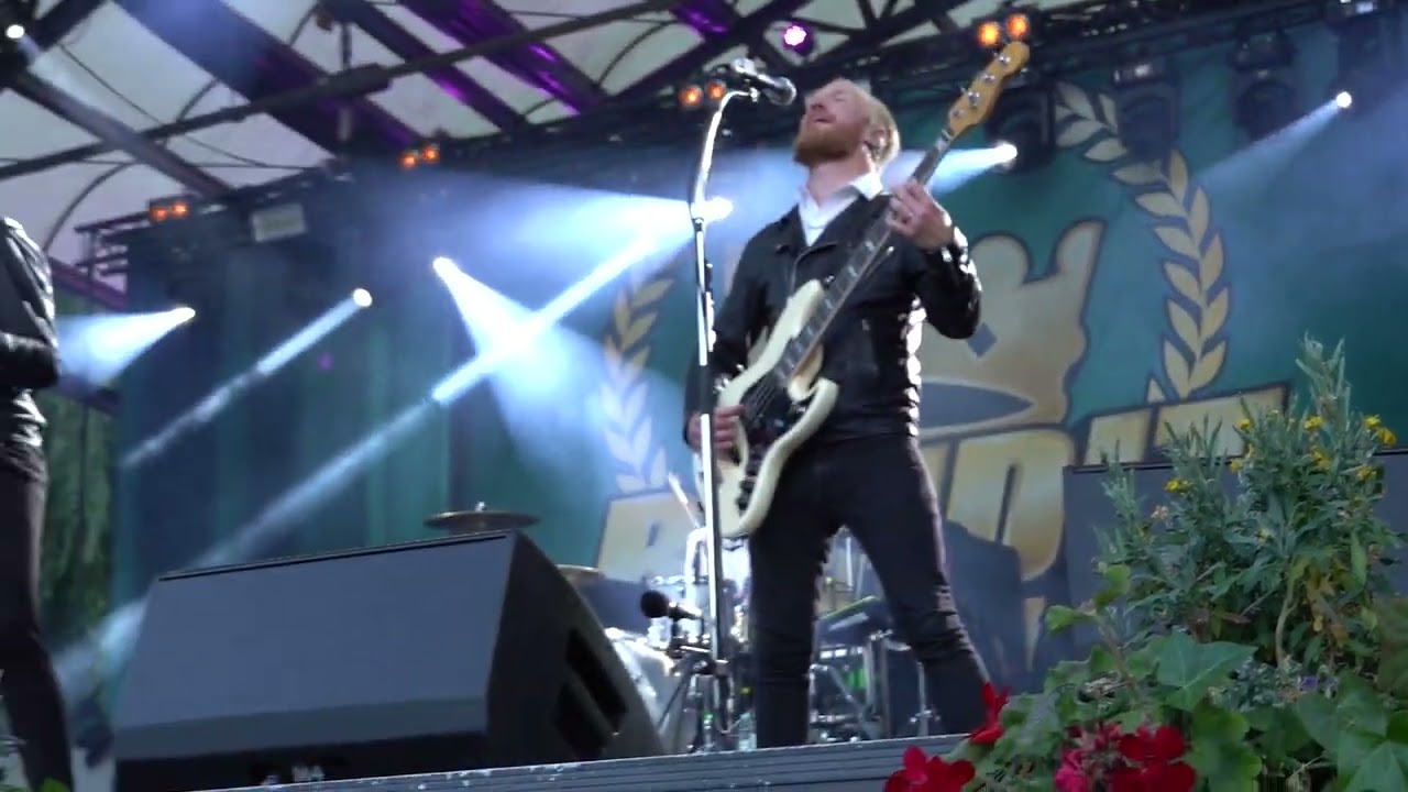 Royal Republic, Iron Maiden, Metallica, Motorhead medley, Bandit Rock Party 2022