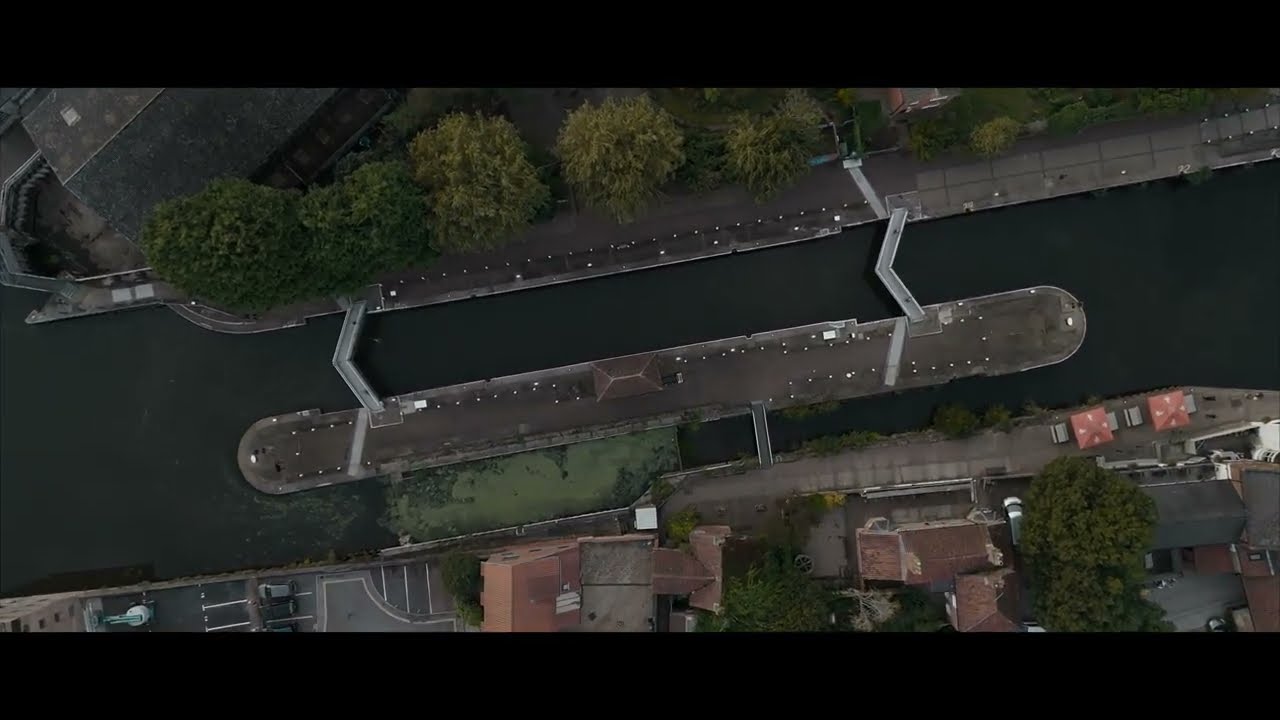 Aerial View of Newark&rsquo;s River Trent Weir & Lock - Captured by Drone
