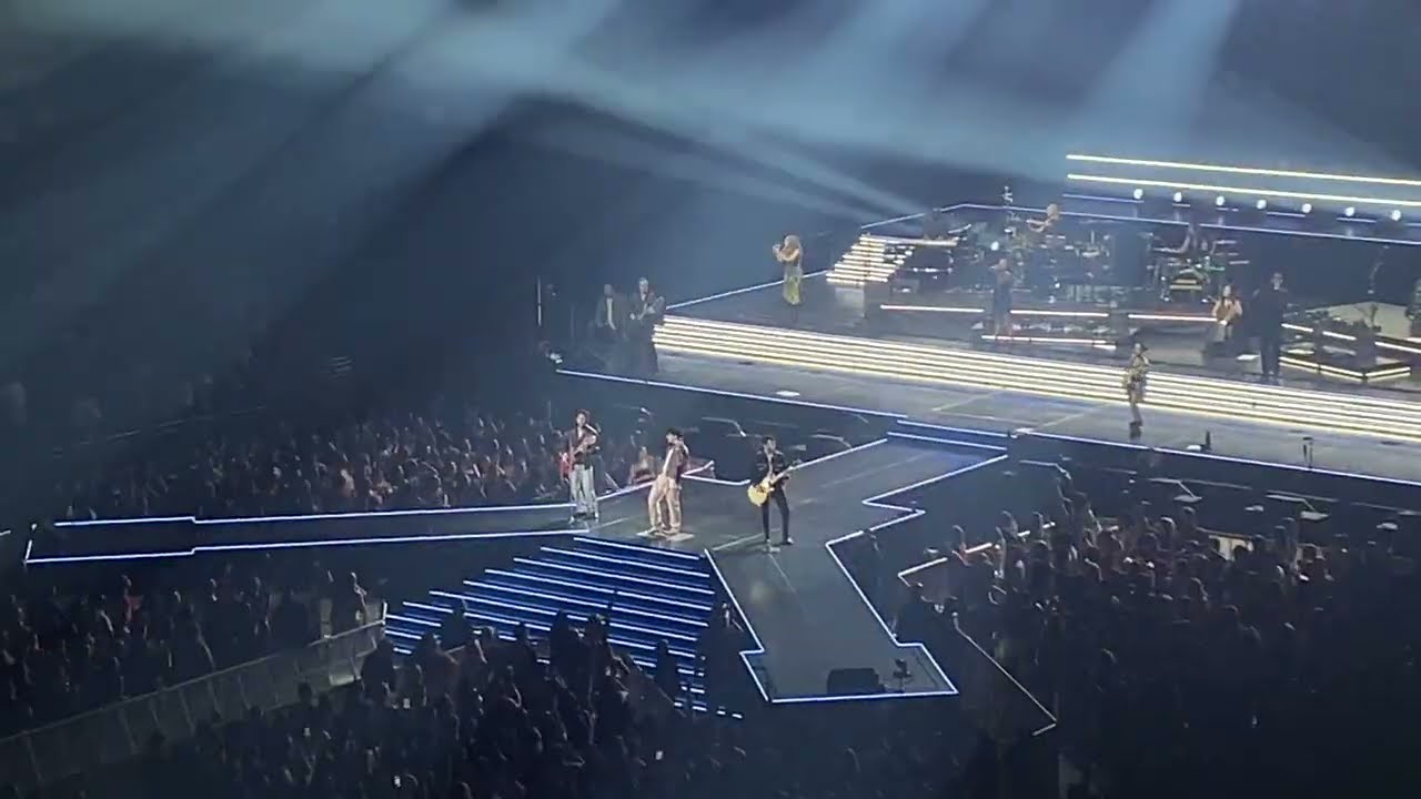 Jonas Brothers - S.O.S/Hold On/Goodnight And Goodbye - The Tour - Orlando - 10/13/23