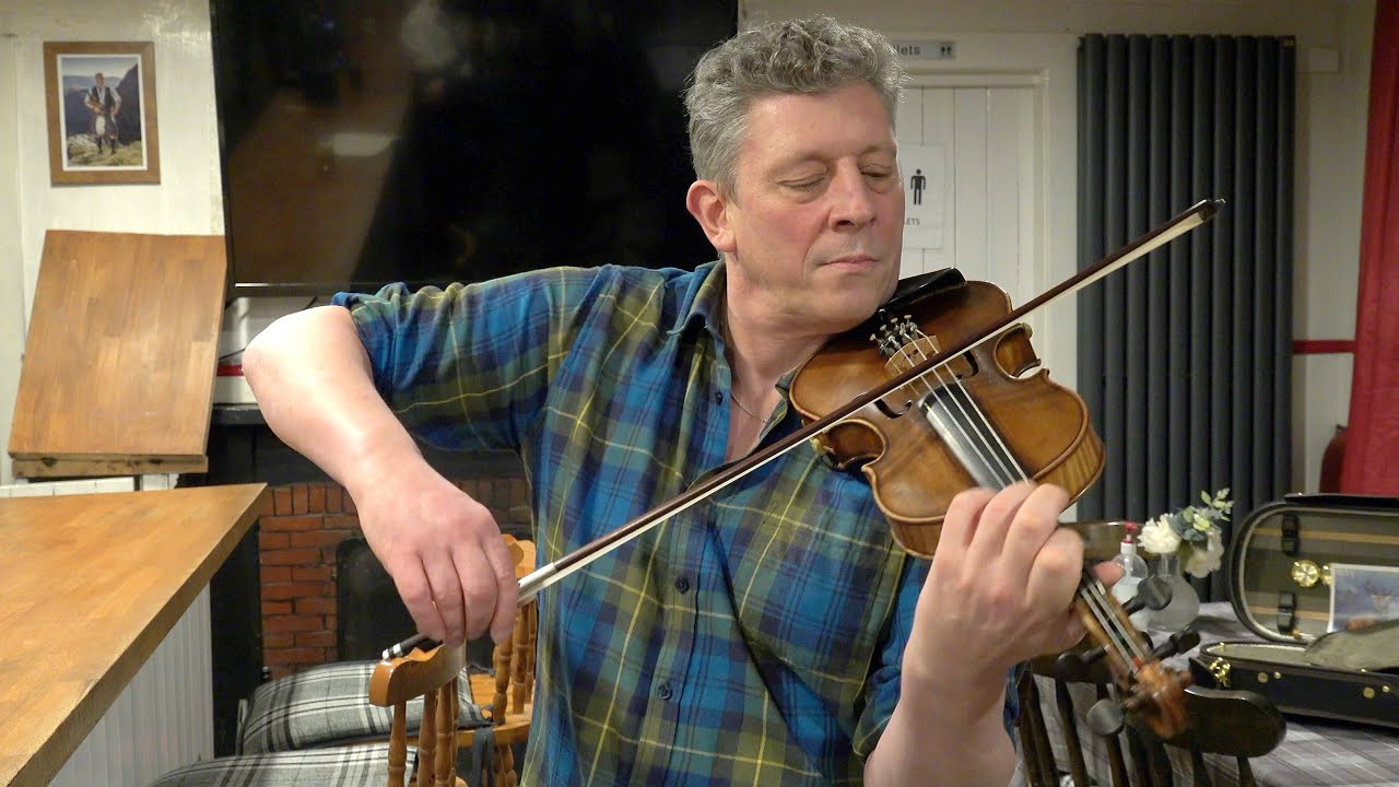 Renowned Scottish fiddle player Paul Anderson playing Scott Skinner compositions in Tarland Feb 2023