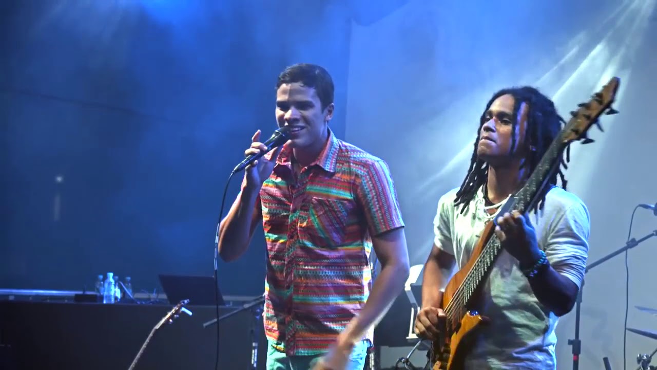 Michael Pipoquinha e Marcos Lessa - Feliz - Gonzaguinha