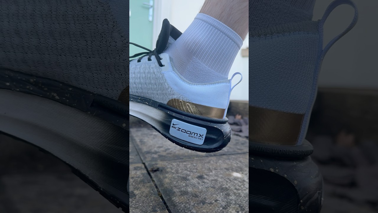 Lacing up the latest Nike Invincible 3 colourway 🔥 Get yours at Pro:Direct Running 🌐