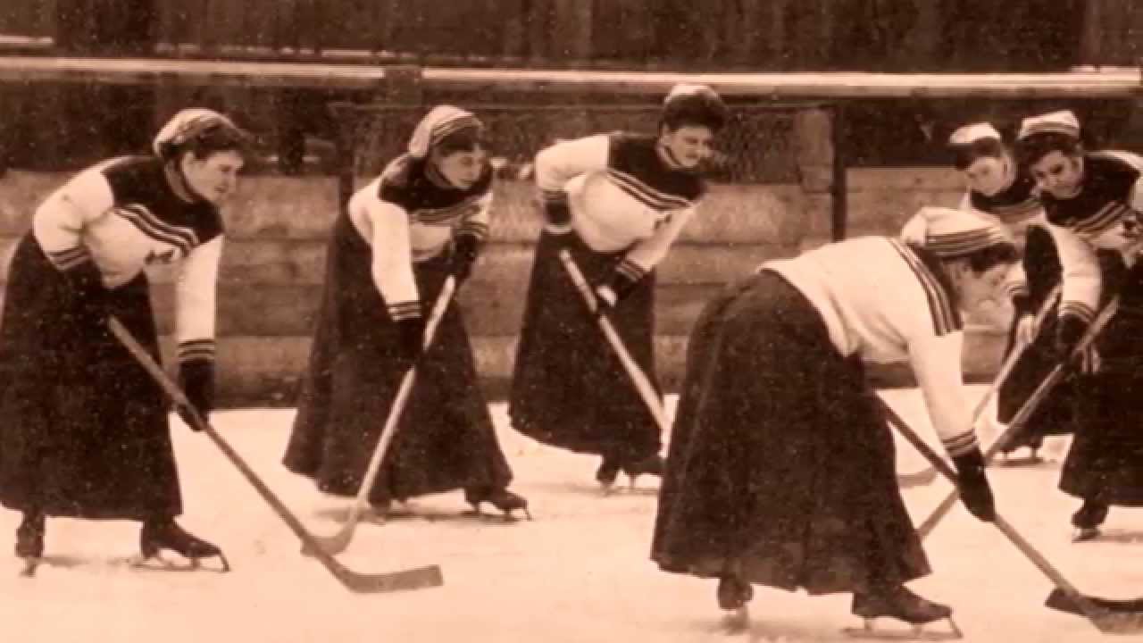 Stratford Sports Wall of Fame 2015 - TEAM: 1930 Stratford Aces Girls' Hockey Team