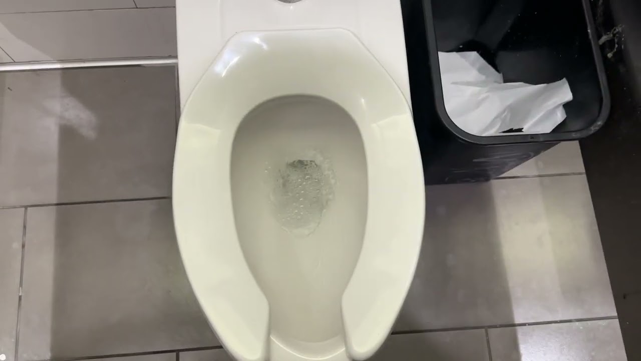 [608] Little Tokyo Restroom 2 