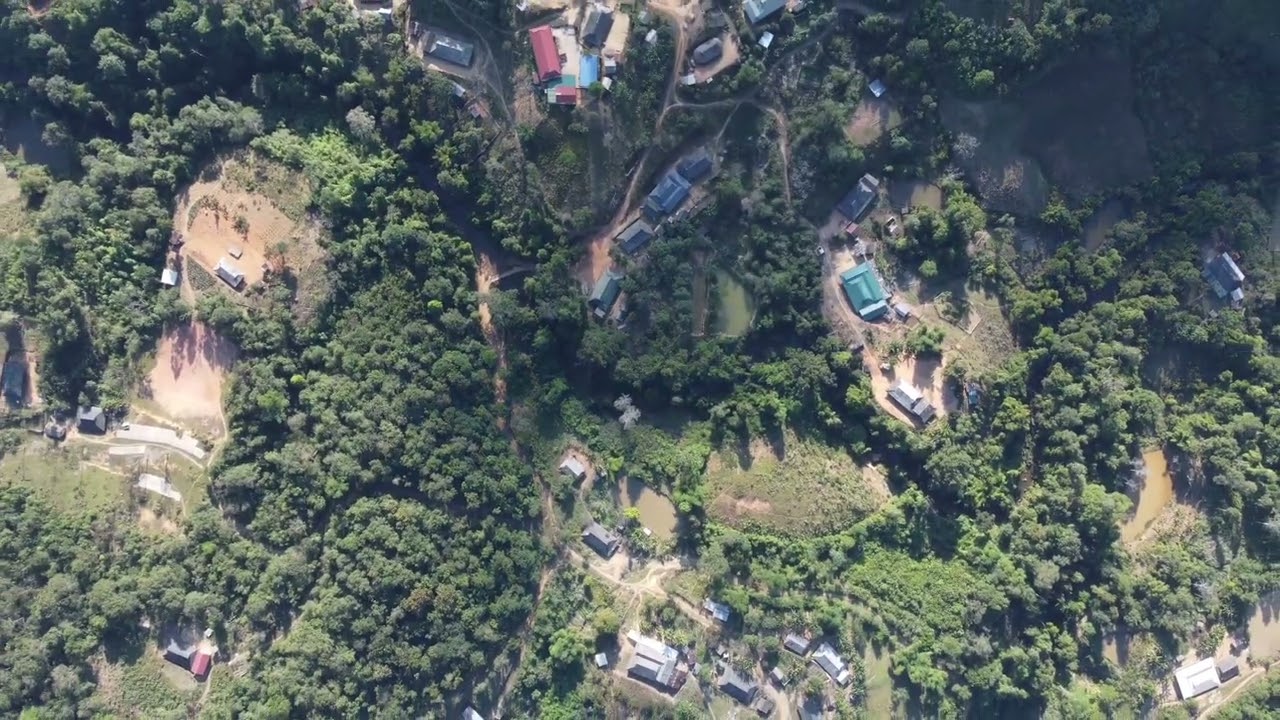 Bản Nậm Chua 2 400mét nhìn xuống sẽ như thế nào