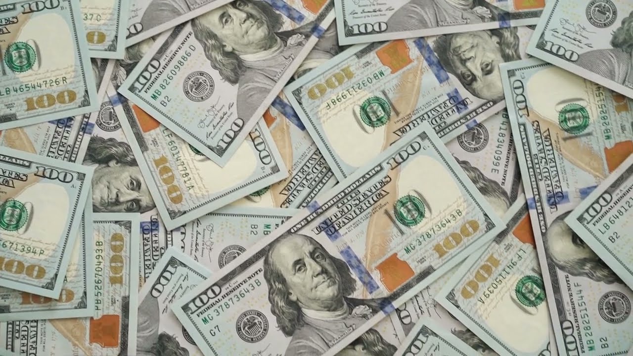 Dollar 💵 money Stack falling copyright Free || fo Green