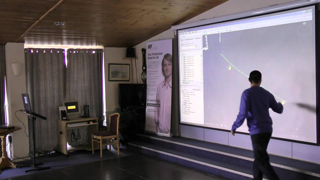 IRSC2012: An experimental validation of a robust controller with the VAIMOS autonomous sailboat