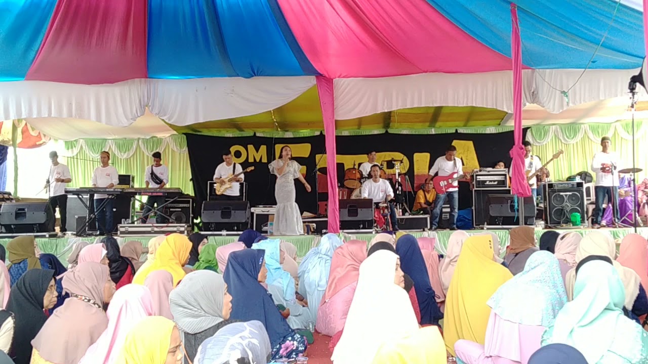 OM FITRIA BAND TEMBILAHAN - SAMA JAHATNYA - Cover - Mirna Moy