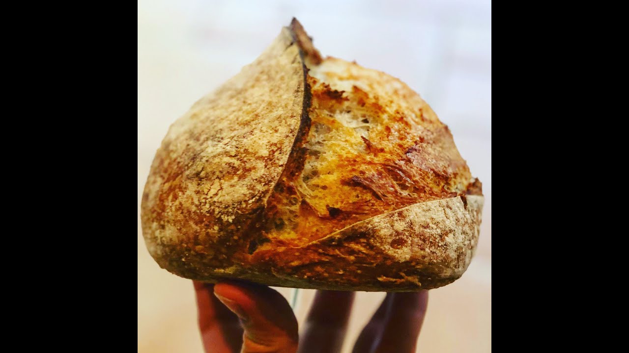 Sourdough bread - Recipe and bread