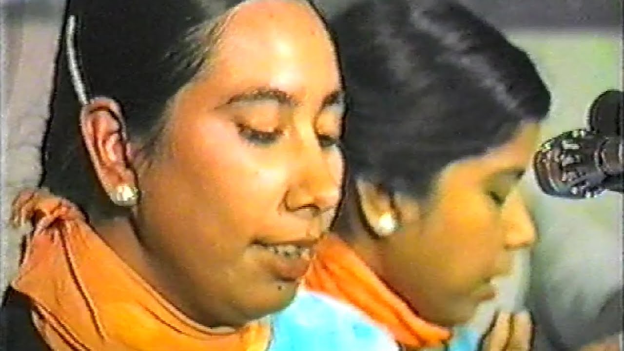 हरे राम महामंत्र संकीर्तन | Mahamantra Sankeertan - VSK Didis