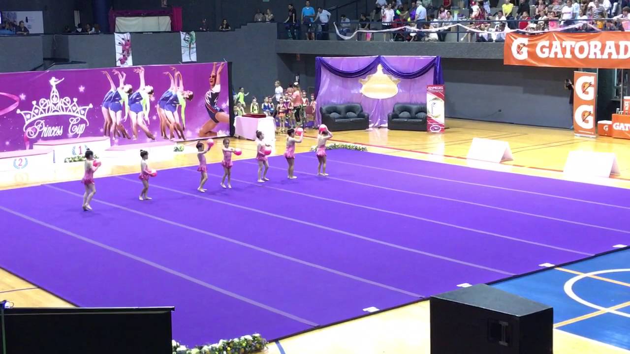Paola Yosi Gimnasia Mayo 2016