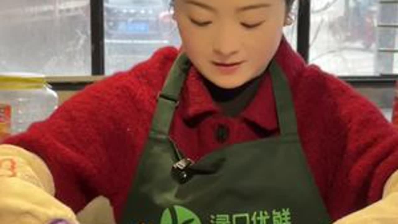 平凡的萝卜皮，不平凡的手工活。不图省事不偷懒，用心做出来，才是家的味道。#三农 #手工制作 #手工美食 #萝卜皮