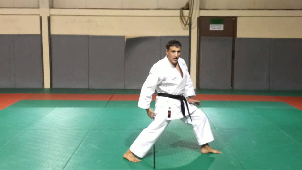 Karate - Yori Ashi : le pas trainé [Karate-Blog.net]