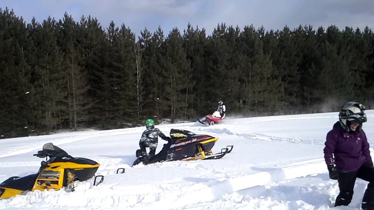 Mountain max 700 in deep snow.