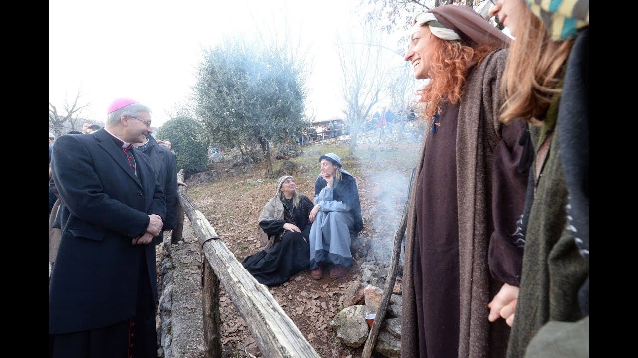 Il vescovo al presepe di Nuvolera