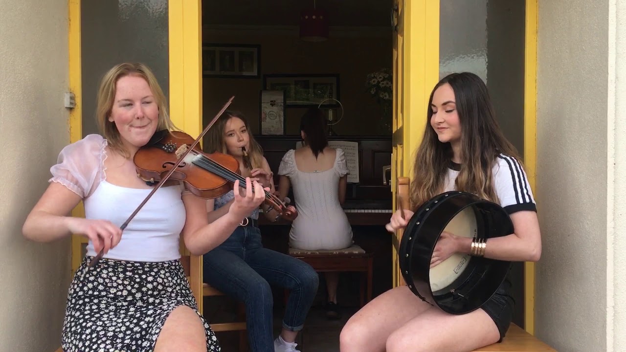 Cail&iacute;n&iacute; Lua | Original tune - &ldquo;CL&rdquo;