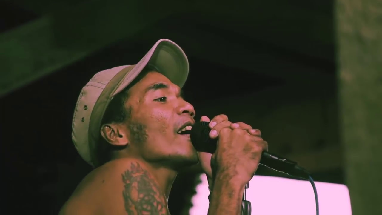 Slank - Revolusi Cinta (Official Music Video)